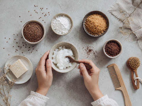 DIY Cosmetics with organic ingredients: 6 Simple recipes to make at home