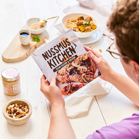 Готварска книга Nut Butter Kitchen