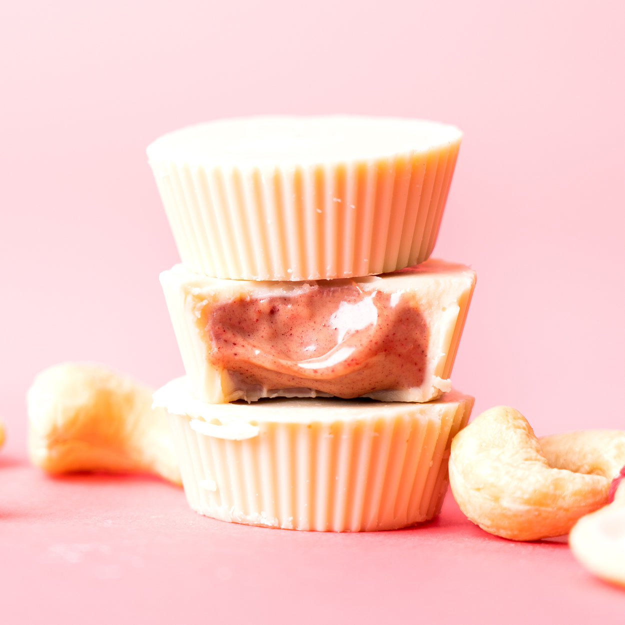 Swans Raspberry Rumble Cashewbutter Cups Raspberry Rumble | NAUGHTY NUTS ® – Bettr Food Balkans